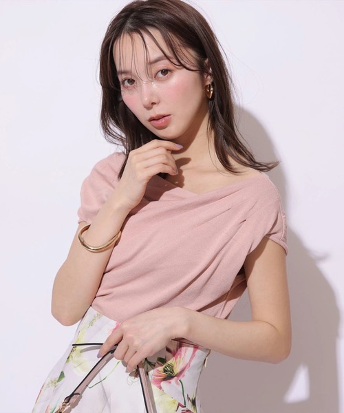 Mystrada(マイストラーダ)の「ドレープニット(ニット/セーター・レディース・ブラック/レッド/ピンク/ホワイト/グレイッシュベージュ・38)」の22枚目の写真