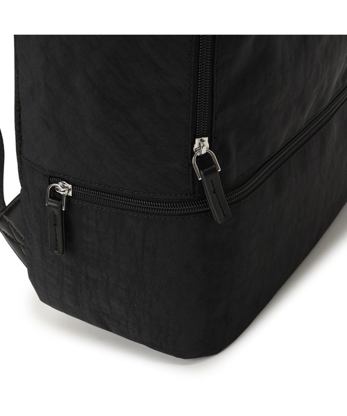 BINX Backpack リュック バックパック | GUESS(ゲス) JAPAN 公式