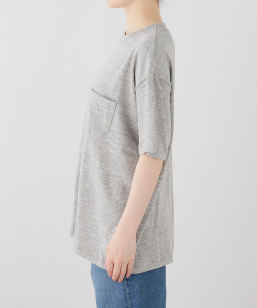 KURO（クロ）の「KURO BLOOM POCKET TEE 964259：Tシャツ（Tシャツ/カットソー・レディース・ホワイト/チャコールグレー・MEDIUM）」の6枚目の写真