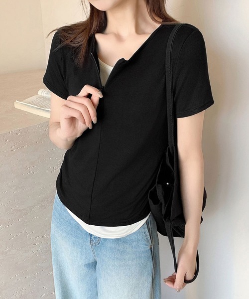 mielu(ミエル)の「フロントジップVネックカットソー(Tシャツ/カットソー・レディース・ブラック/ブラウン/グレー・LARGE/MEDIUM)」の1枚目の写真