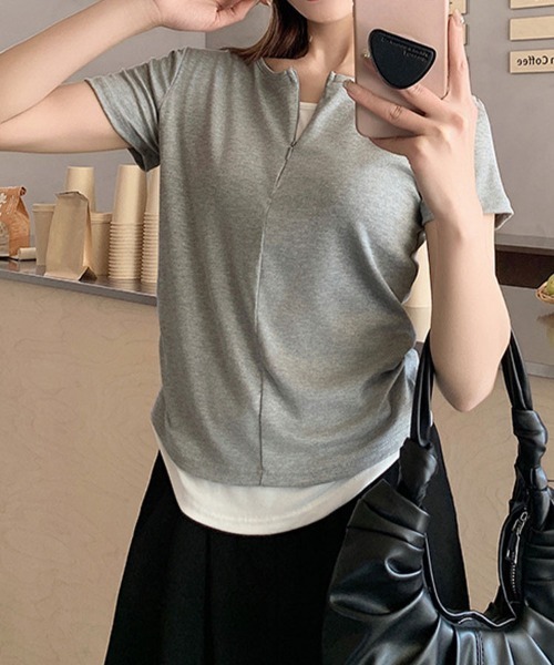 mielu(ミエル)の「フロントジップVネックカットソー(Tシャツ/カットソー・レディース・ブラック/ブラウン/グレー・LARGE/MEDIUM)」の9枚目の写真