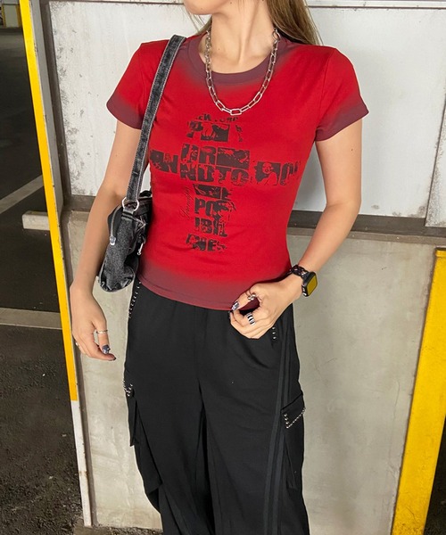 non-hedge(ノンヘッジ)の「クロス風カスレロゴTシャツ(Tシャツ/カットソー・レディース・ブラック/オフホワイト/グレー/ネイビー/レッド・FREE)」の7枚目の写真