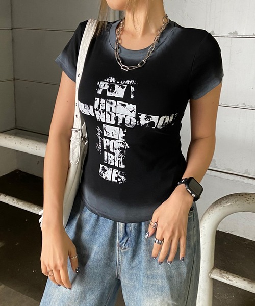 non-hedge(ノンヘッジ)の「クロス風カスレロゴTシャツ(Tシャツ/カットソー・レディース・ブラック/オフホワイト/グレー/ネイビー/レッド・FREE)」の19枚目の写真