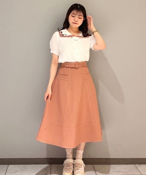 F i.n.t(フィント)の「ベルト付き配色ステッチAラインスカート/fint フィント(スカート・レディース・ネイビー/グリーン/コーラルピンク・FREE)」の11枚目の写真
