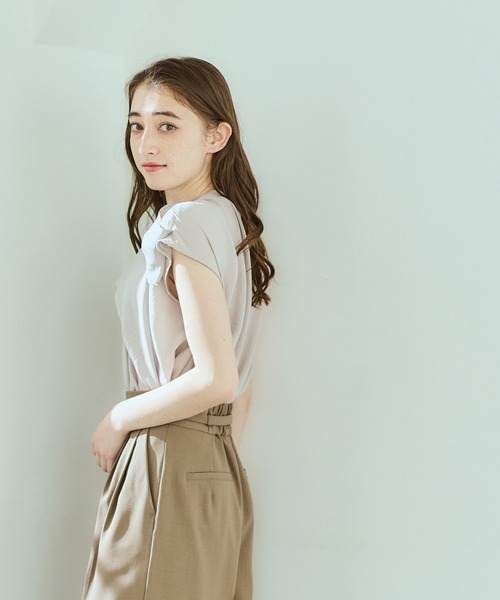 12Twelve Agenda(トゥエルブ アジェンダ)の「NANOTEXボウタイブラウス(シャツ/ブラウス・レディース・ネイビー/グレイッシュベージュ/イエロー・M)」の13枚目の写真