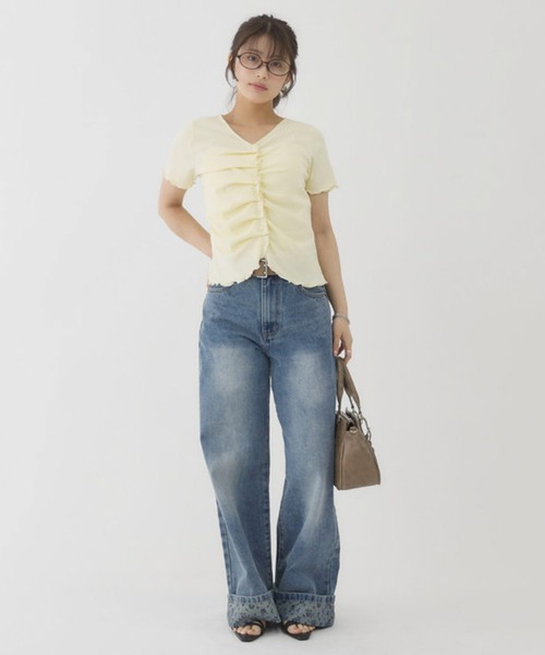 archives(アルシーヴ)の「ハーフスリーブフロントタックカットTOPS(Tシャツ/カットソー・レディース・オートミール/レッド/ブラック/Cream・MEDIUM)」の8枚目の写真