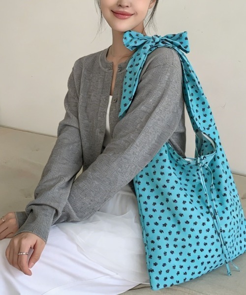 Ritzy(リッツィー)の「ドット柄 リボンハンドル 軽量トートバッグ(トートバッグ・レディース・オレンジ/ブルー/パープル・FREE)」の18枚目の写真