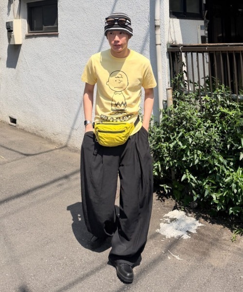 WHIMSIC(ウィムジック)の「【UNISEX/2サイズ展開】PEANUTS PRINT T-SHIRT(Tシャツ/カットソー・メンズ・ブラウン/ピンク/ホワイト/グレー/イエロー・1/2)」の10枚目の写真