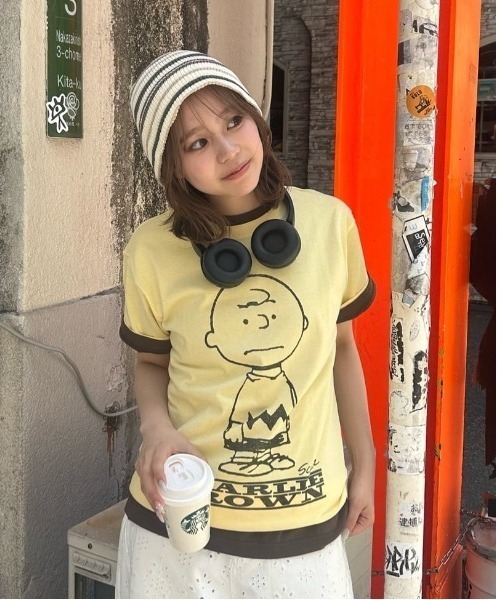 WHIMSIC(ウィムジック)の「【UNISEX/2サイズ展開】PEANUTS PRINT T-SHIRT(Tシャツ/カットソー・メンズ・ブラウン/ピンク/ホワイト/グレー/イエロー・1/2)」の8枚目の写真