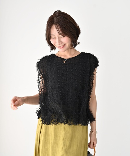 Ehre style(エーレスタイル)の「夏に活躍!大人のノースリシアートップス(キャミソール・レディース・ブラック/アイボリー・FREE)」の9枚目の写真