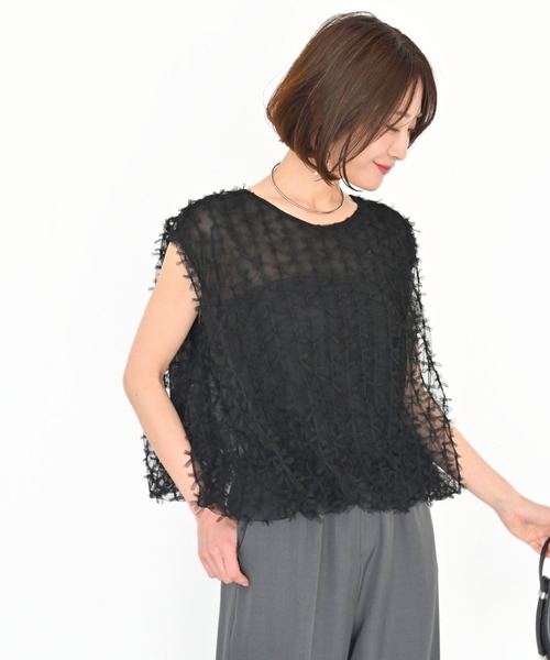 Ehre style(エーレスタイル)の「夏に活躍!大人のノースリシアートップス(キャミソール・レディース・ブラック/アイボリー・FREE)」の12枚目の写真