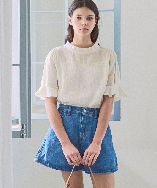 SLOWLOLLI（スローローリ）の「Mixed layered blouse_2 Colors（シャツ/ブラウス・レディース・ブラック/アイボリー・FREE）」の4枚目の写真