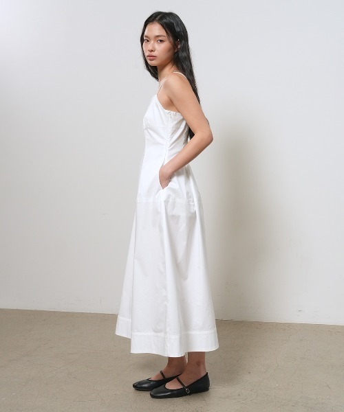 GENERAL IDEA(ジェネラルアイデア)の「【GENERAL IDEA】レーススリーブレスロングワンピース / LACE SLEEVELESS LONG ONE PIECE(ワンピース・レディース・ホワイト/ブラック・L/M/S)」の4枚目の写真