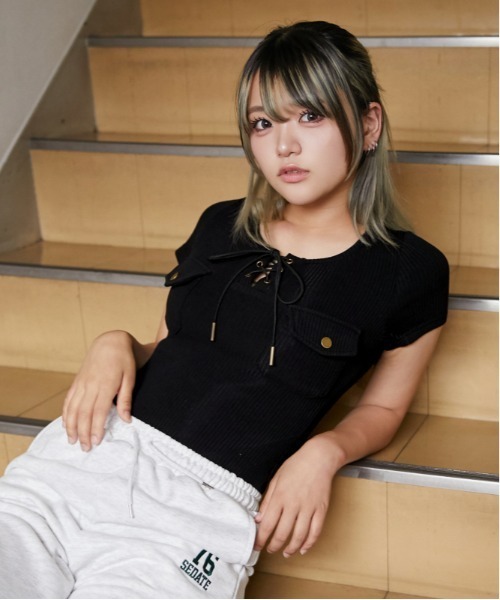 GORGE(ゴージ)の「《フロントレースアップ×リブトップス》カットソー/フェミニン×Y2K/春夏/全3色(Tシャツ/カットソー・レディース・オフホワイト/ブルー/ブラック・F)」の9枚目の写真