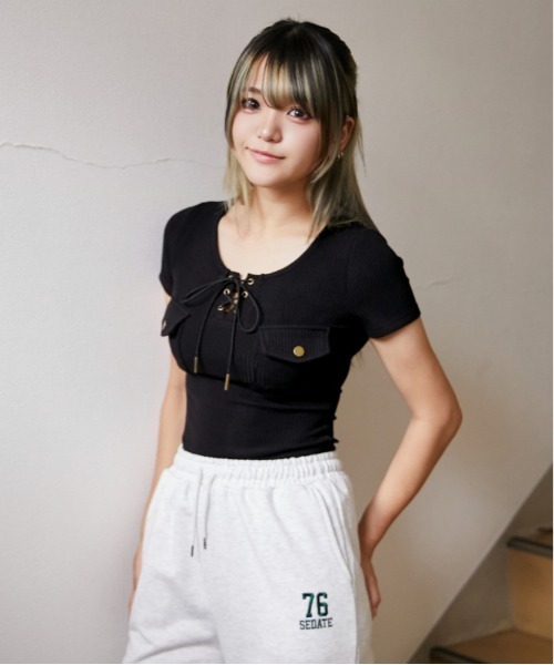 GORGE(ゴージ)の「《フロントレースアップ×リブトップス》カットソー/フェミニン×Y2K/春夏/全3色(Tシャツ/カットソー・レディース・オフホワイト/ブルー/ブラック・F)」の12枚目の写真