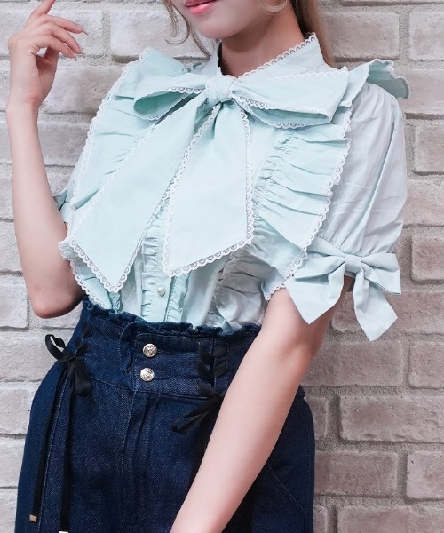 axes femme POETIQUE（アクシーズファムポエティック）の「トロワリボンＢＬ（シャツ/ブラウス・レディース・ミント/ブラック/ホワイト・MEDIUM）」の3枚目の写真