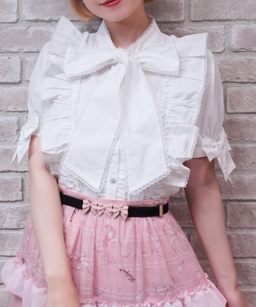 axes femme POETIQUE（アクシーズファムポエティック）の「トロワリボンＢＬ（シャツ/ブラウス・レディース・ミント/ブラック/ホワイト・MEDIUM）」の13枚目の写真