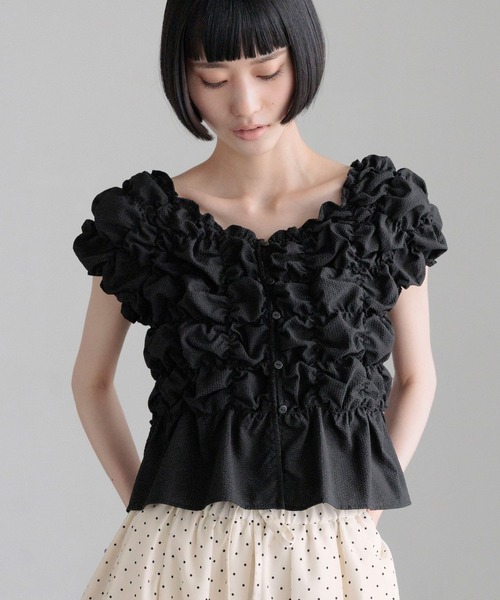 LOWRYS FARM（ローリーズファーム）の「シャーリングブラウスフレンチスリーブ　1046442（シャツ/ブラウス・レディース・ベージュ/ブラック/ピンク/ホワイト・FREE）」の7枚目の写真