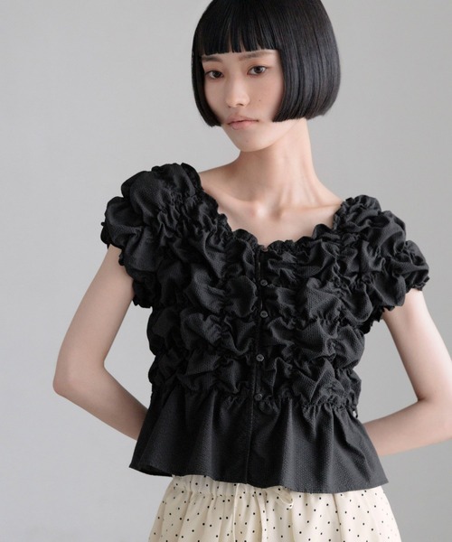 LOWRYS FARM（ローリーズファーム）の「シャーリングブラウスフレンチスリーブ　1046442（シャツ/ブラウス・レディース・ベージュ/ブラック/ピンク/ホワイト・FREE）」の8枚目の写真