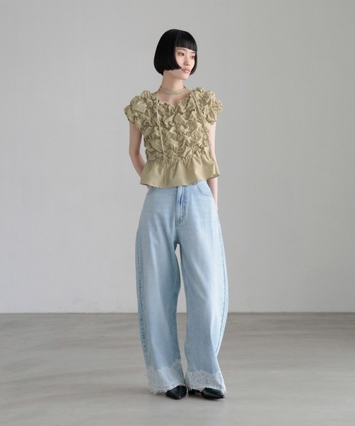 LOWRYS FARM（ローリーズファーム）の「シャーリングブラウスフレンチスリーブ　1046442（シャツ/ブラウス・レディース・ベージュ/ブラック/ピンク/ホワイト・FREE）」の12枚目の写真