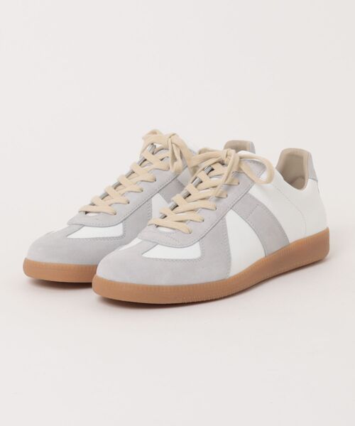 Maison Margiela(メゾンマルジェラ)の「Maison Margiela REPLICA(スニーカー・メンズ・オフホワイト・42/41/40)」の1枚目の写真