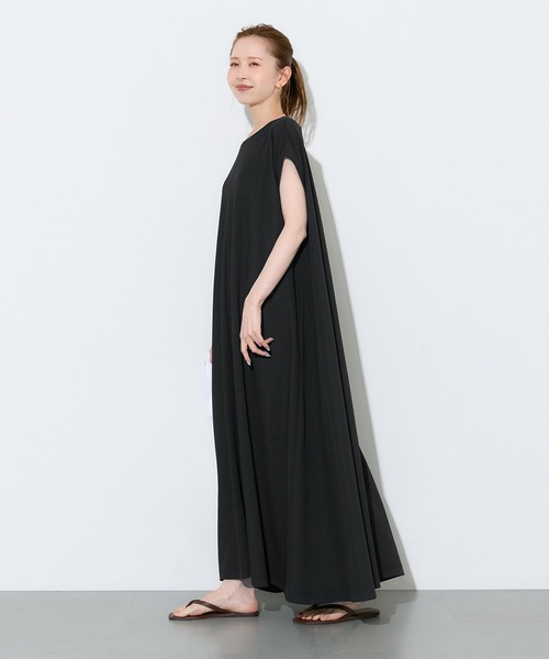 coca(coca)(コカ)の「ライトエンボスマキシロールアップワンピース(ワンピース・レディース・ブラック/ブラウン/ピンク系その他・S/M/L)」の13枚目の写真