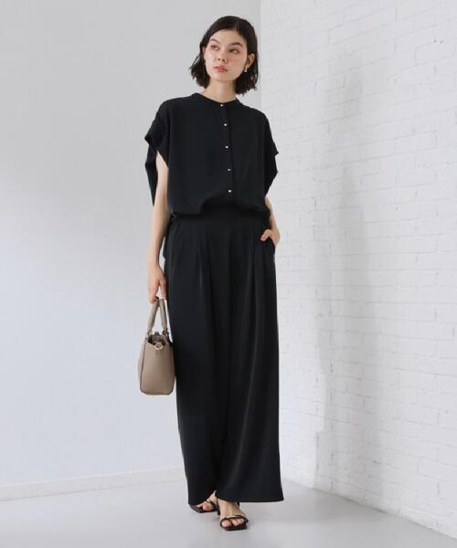 THE SHOP TK （ザ ショップ ティーケー ）の「【ひんやり/遮熱/セットアップ可】やみつきになる とろみバンドカラーブラウス（シャツ/ブラウス・レディース・ネイビー/アイボリー/スミクロ・12/13）」の19枚目の写真