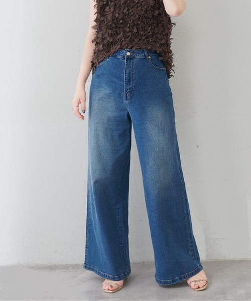 natural couture(ナチュラルクチュール)の「ゆるストレートストレッチセルフカットデニムパンツ(デニムパンツ・レディース・サックスブルー/ブルー/ブラウン・MEDIUM/SMALL/LARGE)」の13枚目の写真