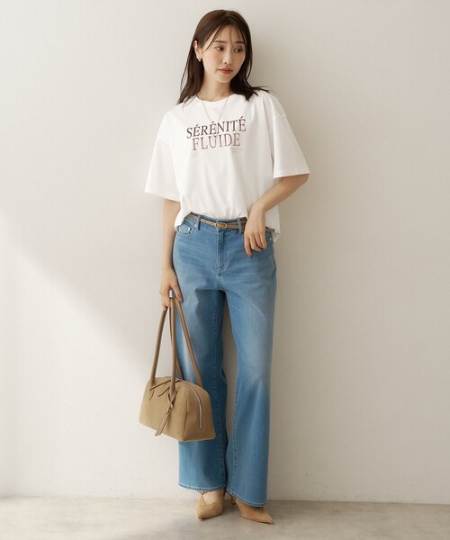 UNTITLED(アンタイトル)の「【丈感すっきり】ベロアプリントロゴT(Tシャツ/カットソー・レディース・チャコール/ホワイト系1/ベージュ系・00/02/04/44/48)」の6枚目の写真