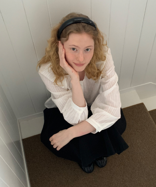 TTUDEMENT(トュードメント)の「FRILLED NECK LONG-SLEEVE BLOUSE_IVORY(シャツ/ブラウス・レディース・その他・FREE)」の2枚目の写真