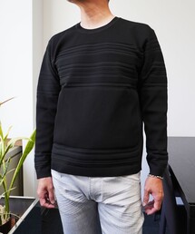 切替タックボーダークルーネックニット