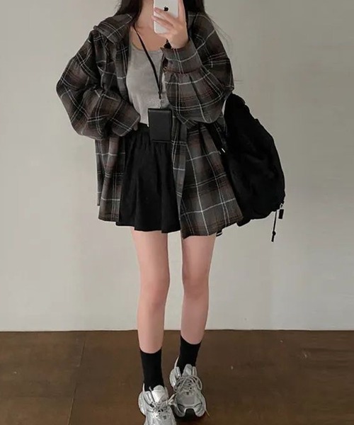 GLAMOROUS JANE(グラマラスジェーン)の「オーバーサイズチェックフード付シャツ(シャツ/ブラウス・レディース・ブラウン/グレー・FREE)」の7枚目の写真