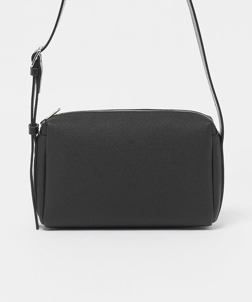 BEAUTY&YOUTH UNITED ARROWS（ビューティーアンドユースユナイテッドアローズ）の「“Emboss Bag Series” クロス ショルダー バッグ（ショルダーバッグ・メンズ・ブラック・FREE）」の2枚目の写真