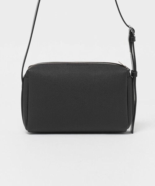 BEAUTY&YOUTH UNITED ARROWS（ビューティーアンドユースユナイテッドアローズ）の「“Emboss Bag Series” クロス ショルダー バッグ（ショルダーバッグ・メンズ・ブラック・FREE）」の4枚目の写真
