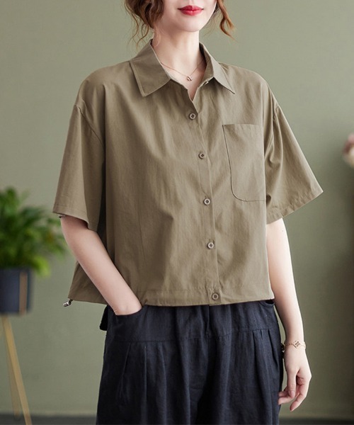 ONEP STAR(ワンピスター)の「裾ドロスト半袖シャツ(シャツ/ブラウス・レディース・カーキ/ブルー/ホワイト・MEDIUM/LARGE/X-LARGE)」の2枚目の写真