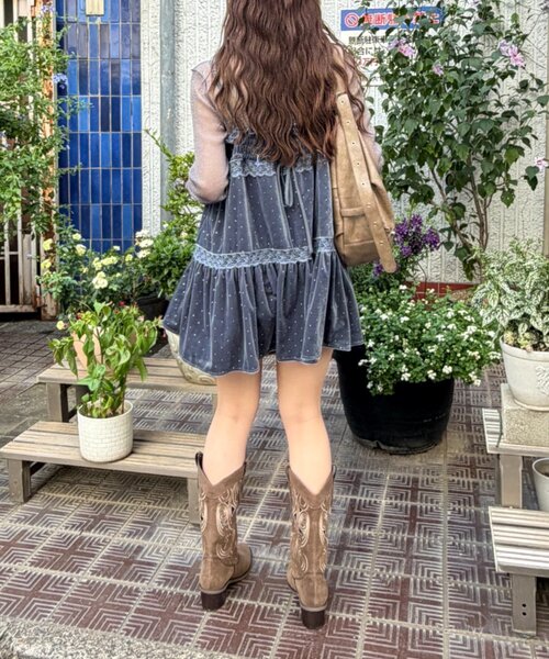 w closet(ダブルクローゼット)の「カッティングウエスタンブーツ(ブーツ・レディース・ベージュ/ブラウン・LARGE/MEDIUM)」の8枚目の写真