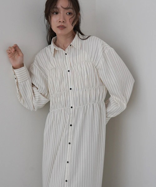 Bab(バブ)の「【選べるサイズ展開】ストライプビスチェ風シャツワンピース(シャツワンピース・レディース・グレイッシュベージュ/ブラウン/アイボリー・MEDIUM/SMALL/LARGE)」の7枚目の写真