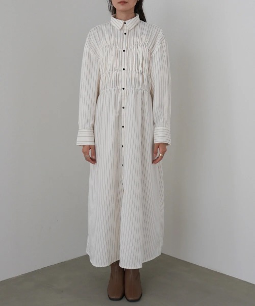 Bab(バブ)の「【選べるサイズ展開】ストライプビスチェ風シャツワンピース(シャツワンピース・レディース・グレイッシュベージュ/ブラウン/アイボリー・MEDIUM/SMALL/LARGE)」の9枚目の写真