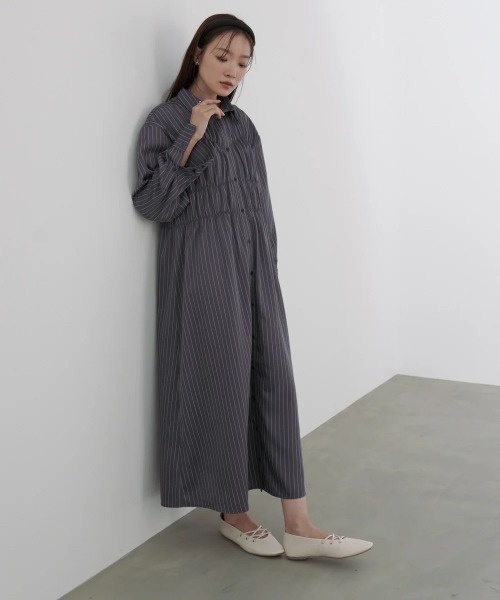 Bab(バブ)の「【選べるサイズ展開】ストライプビスチェ風シャツワンピース(シャツワンピース・レディース・グレイッシュベージュ/ブラウン/アイボリー・MEDIUM/SMALL/LARGE)」の16枚目の写真