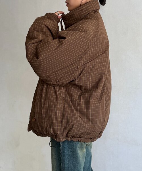 CPCM(シーピーシーエム)の「リバーシブル中綿スタンドブルゾン(ブルゾン・メンズ・ブラウン/ネイビー/グリーン・MEDIUM/LARGE)」の6枚目の写真