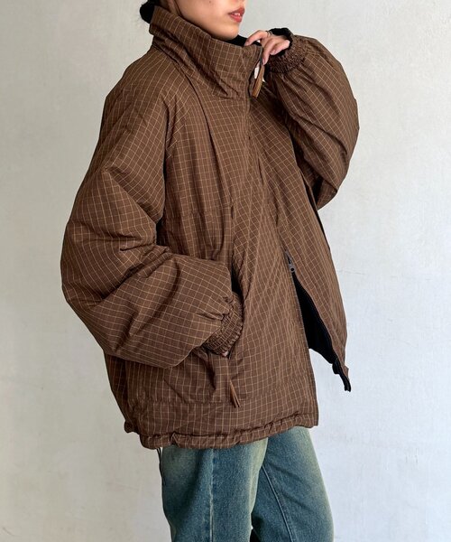 CPCM(シーピーシーエム)の「リバーシブル中綿スタンドブルゾン(ブルゾン・メンズ・ブラウン/ネイビー/グリーン・MEDIUM/LARGE)」の8枚目の写真