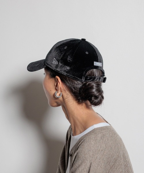 NEW ERA(ニューエラ)の「【HEREIAM】別注★NEW ERA(ニューエラ)/920LV VELVET(キャップ・レディース・ブラック/ブラウン・FREE)」の11枚目の写真