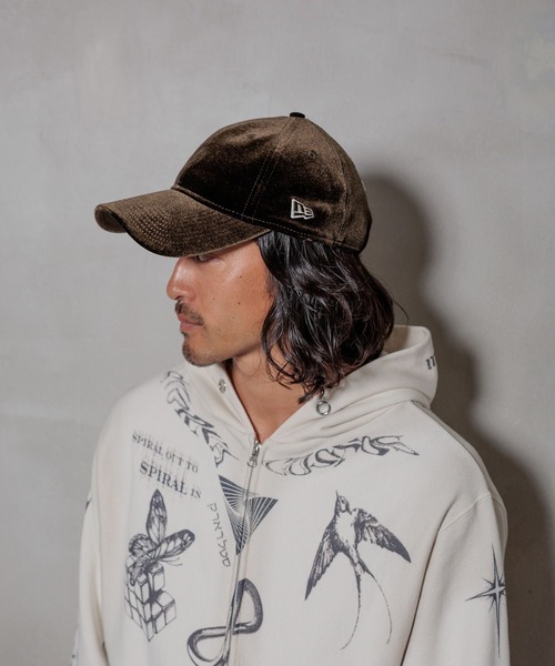 NEW ERA(ニューエラ)の「【HEREIAM】別注★NEW ERA(ニューエラ)/920LV VELVET(キャップ・レディース・ブラック/ブラウン・FREE)」の15枚目の写真
