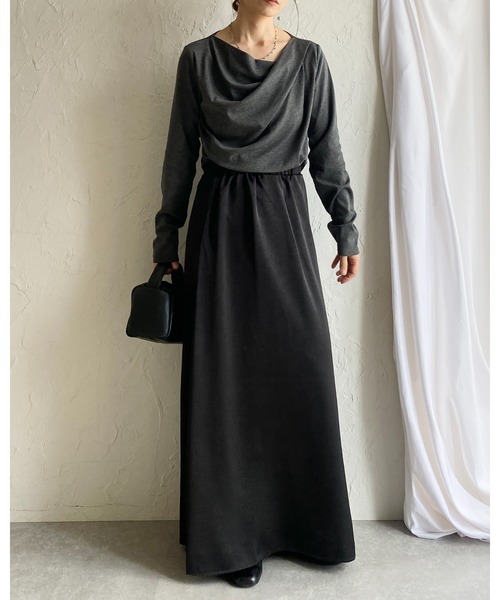 She's Closet(シーズクローゼット)の「シャイニー光沢 セミフレア ロングサテンスカート(スカート・レディース・ブラウン/ブラック/ライトベージュ/キャメル・FREE)」の8枚目の写真
