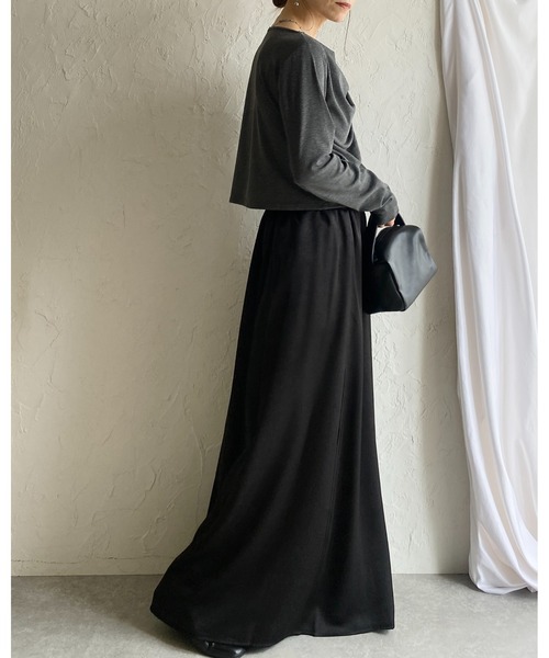 She's Closet(シーズクローゼット)の「シャイニー光沢 セミフレア ロングサテンスカート(スカート・レディース・ブラウン/ブラック/ライトベージュ/キャメル・FREE)」の11枚目の写真