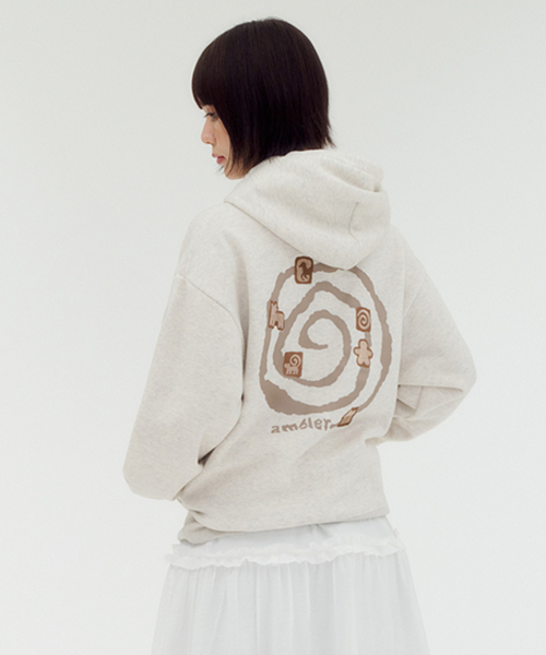 ambler(エムブラー)の「Finding a way 刺繍フードTシャツ AHP1316 (オートミール)(パーカー・レディース・その他・S/M/L)」の4枚目の写真