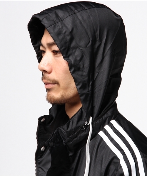 adidas（アディダス）の「【adicolor】 ウインドブレーカー [ADICOLOR WINDBREAKER]（ナイロンジャケット・メンズ・ブラック/ブラウン・SMALL/X-SMALL/X-LARGE/XX-LARGE/LARGE/MEDIUM/XXX-LARGE）」の9枚目の写真
