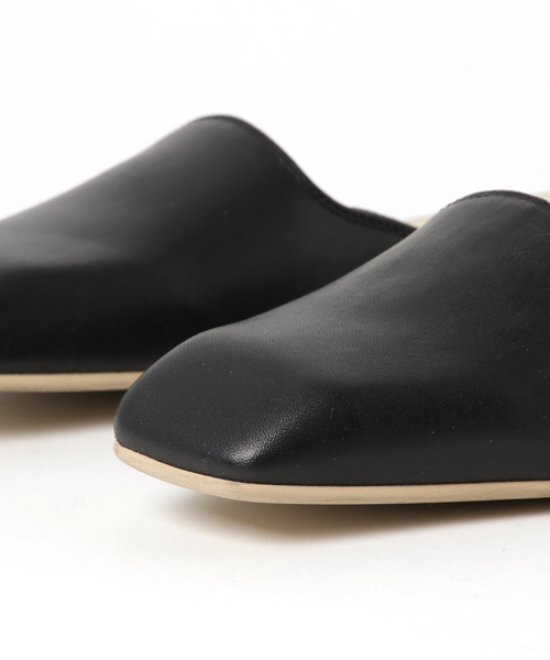 NINE（ナイン）の「スクエアーパントゥーフル 　　（シューケア用品・レディース・ブラック/ゴールド・L/M/S）」の6枚目の写真