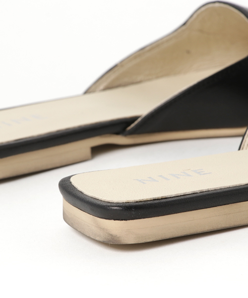 NINE（ナイン）の「スクエアーパントゥーフル 　　（シューケア用品・レディース・ブラック/ゴールド・L/M/S）」の8枚目の写真