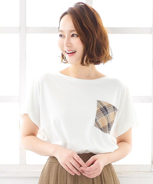 KOBE LETTUCE（コウベレタス）の「選べる柄プリントデザインビッグシルエット半袖Tシャツ（Tシャツ/カットソー・レディース・ホワイト系その他3/グレー系その他7/ピンク系その他7/ブラック系その他4/その他10/ホワイト系その他2/ピンク系その他4/ピンク系その他5/ブラック系その他7/その他11/その他12/グレー系その他5/その他2/その他5/ピンク系その他2/ピンク系その他3/ブルー系その他7/その他4/その他7/ブラック系その他3/ブラック系その他5/その他9/ブルー系その他5/ブラック系その他2/その他14/グレー系その他2/グレー系その他3/グレー系その他4/ホワイト系その他4/ホワイト系その他5/ホワイト系その他7/ブルー系その他2/ブルー系その他3/ブルー系その他4/その他3/パープル系その他3/パープル系その他4/パープル系その他7/パープル系その他2/パープル系その他5/その他16/その他17/その他15/その他19/その他18/その他1/ホワイト系その他/ブラック系その他/グレー系その他/ベージュ系その他/グリーン系その他/ブルー系その他/パープル系その他/ベージュ系その他2/ベージュ系その他3/ベージュ系その他4/ベージュ系その他5/グリーン系その他2/グリーン系その他3/グリーン系その他5/ベージュ系その他6/その他20/その他21/その他22/その他23/その他24/その他25/ベージュ系その他7/ブラウン系その他2/ブラウン系その他4/ブラウン/ブラウン系その他3/ブラウン系その他/ブラック/ブルー/カーキ/その他/ベージュ/オフホワイト/チャコール/その他28/ネイビー/その他27/ラベンダー/その他32/その他26/その他30/その他31/その他29/グレー系/ネイビー系/ブラック系/ホワイト系/ブラック系1/ホワイト系1/グレー系1/ネイビー系1/ブラック系2/ホワイト系2/ネイビー系2/ブラック系3/ネイビー系3/ホワイト系3/ネイビー系4/ブラック系4/ホワイト系4/ホワイト系5/ブラック系5/ネイビー系5・FREE）」の6枚目の写真